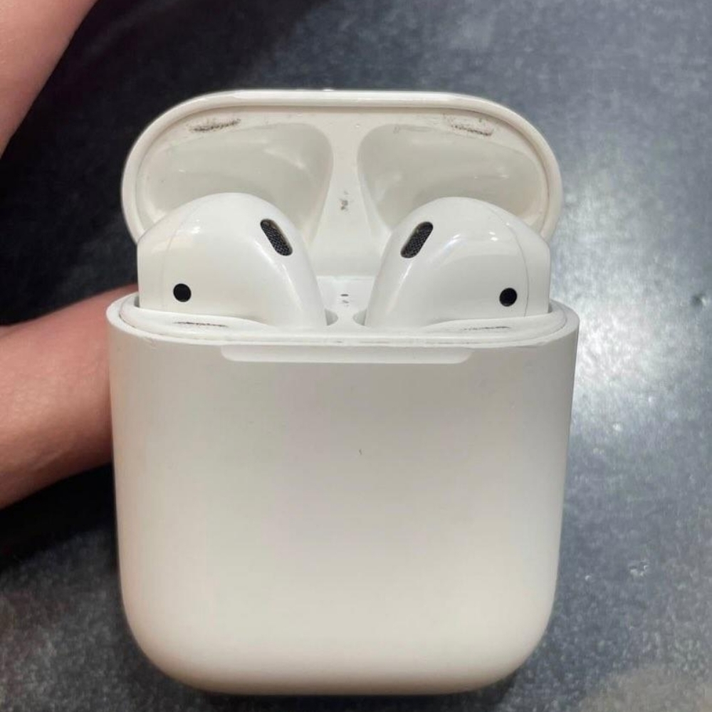 Ear pods
